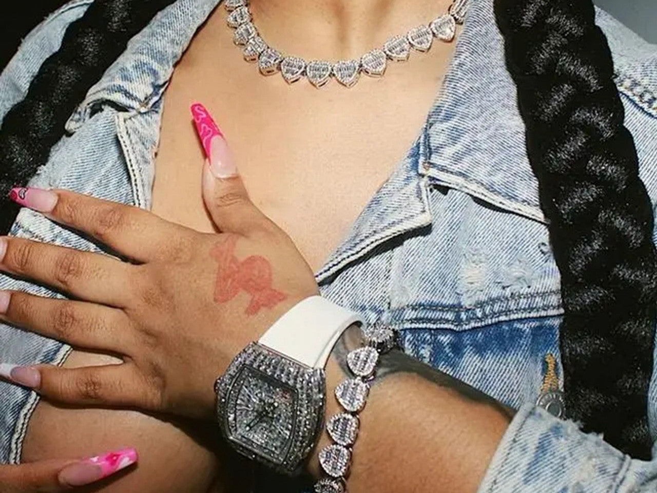 5 Essential Facts About Hip Hop Jewelry and Moissanite Diamonds