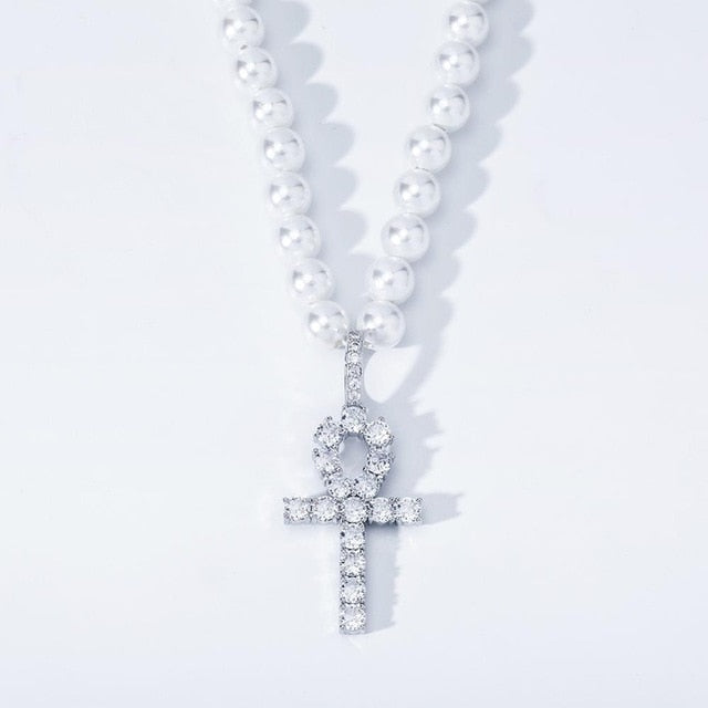 Ladies High Fashion Vintage Look White Pearl Necklace Flooded Ice Butterfly Pendant Charm