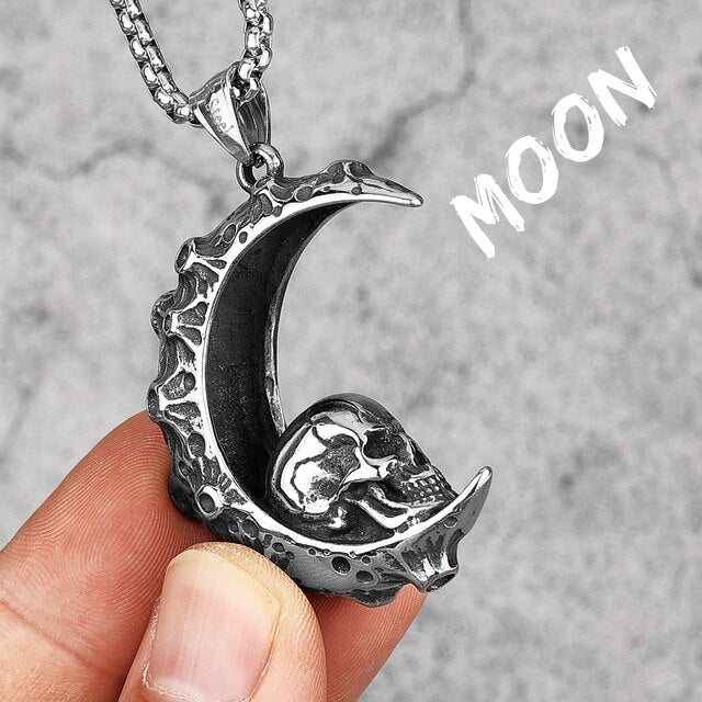 No Fade Stainless Steel Unique Skull On The Moon Street Wear Pendant Chain Necklace