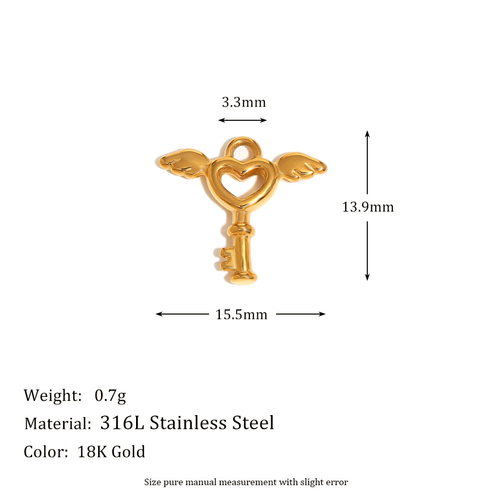 Sea Pearl Flower Heart 18k Gold Stainless Steel Pendants Charm Waterproof Necklaces