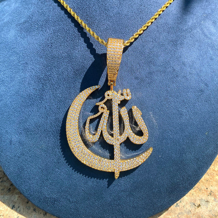 Allah Crescent Moon | VVS Diamond CZ 4 Prong Set Spiritual Hip Hop Pendant