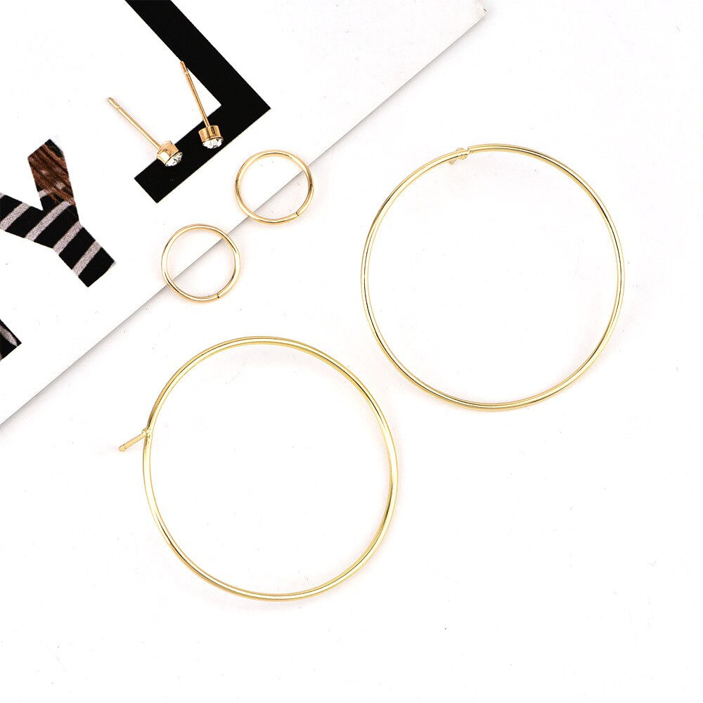 Women's Fashion Simple Classic Medium Hoop 6 Piece Gold Round Earrings Set