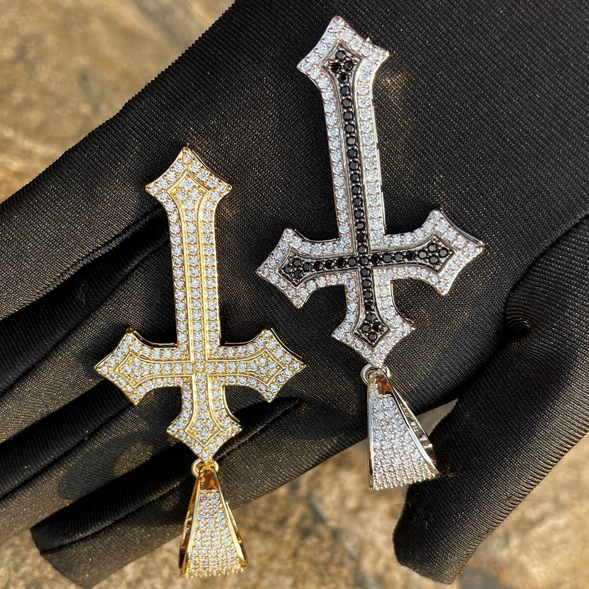 Mens Flooded Ice Ancient Arrow Cross Designer Hip Hop Chains Pendants