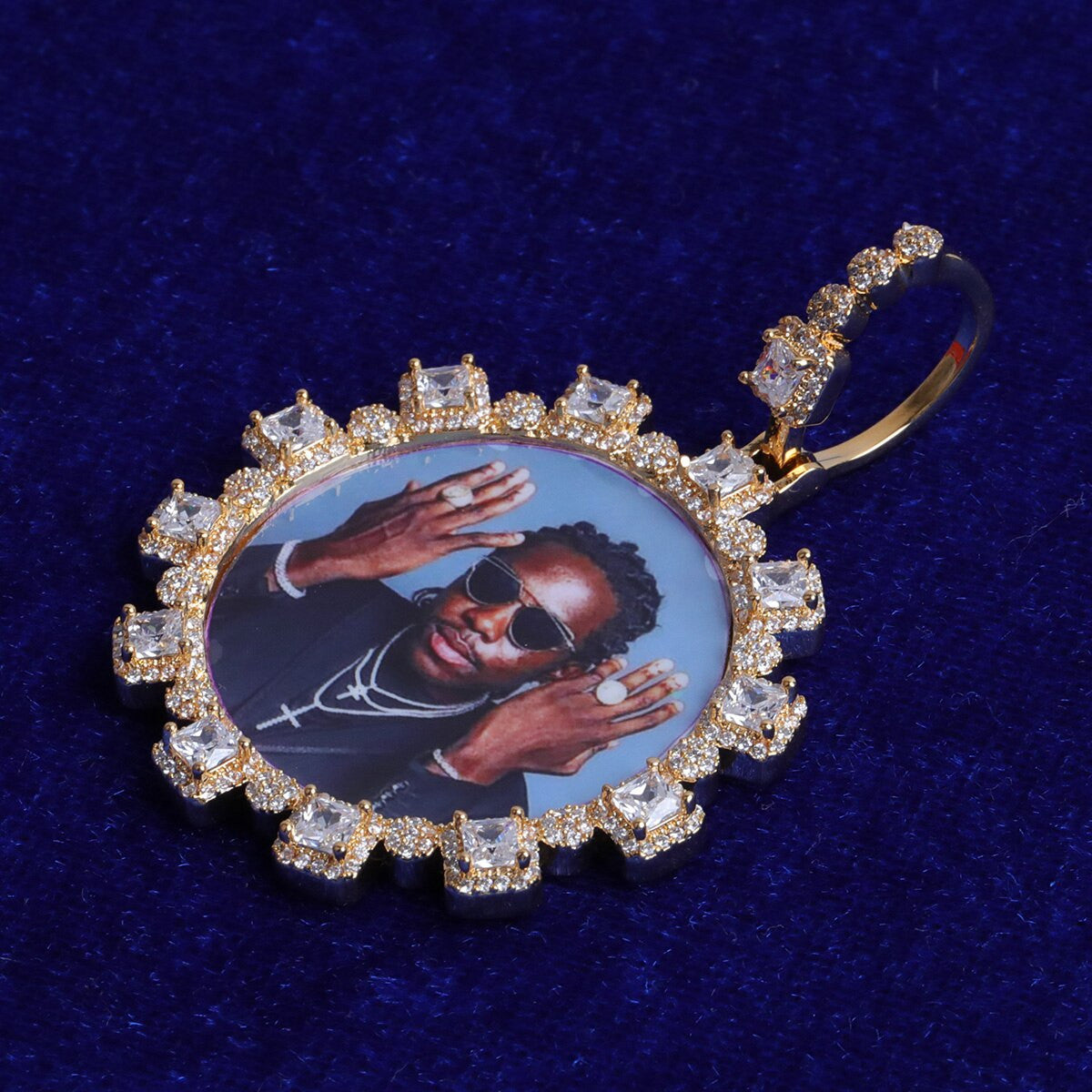 5A 4 Prong Center Stone Hip Hop Custom Photo Medallion Bling Pendants