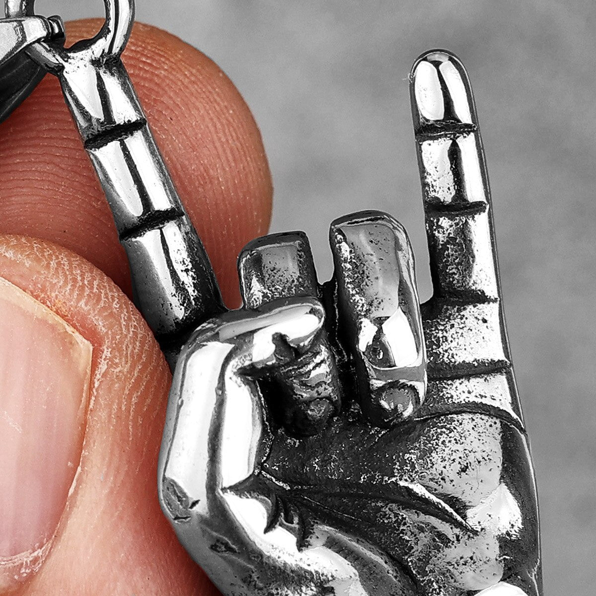 No Fade Stainless Steel Death Rock Skull Hand Street Wear Pendant