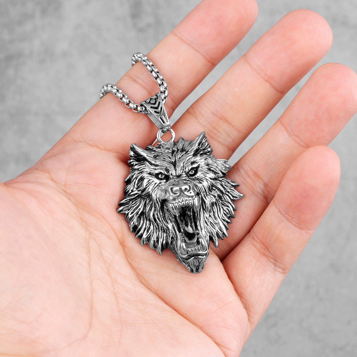 Mens Alpha Male White Wolf No Fade 316L Stainless Steel Street Wear Pendant