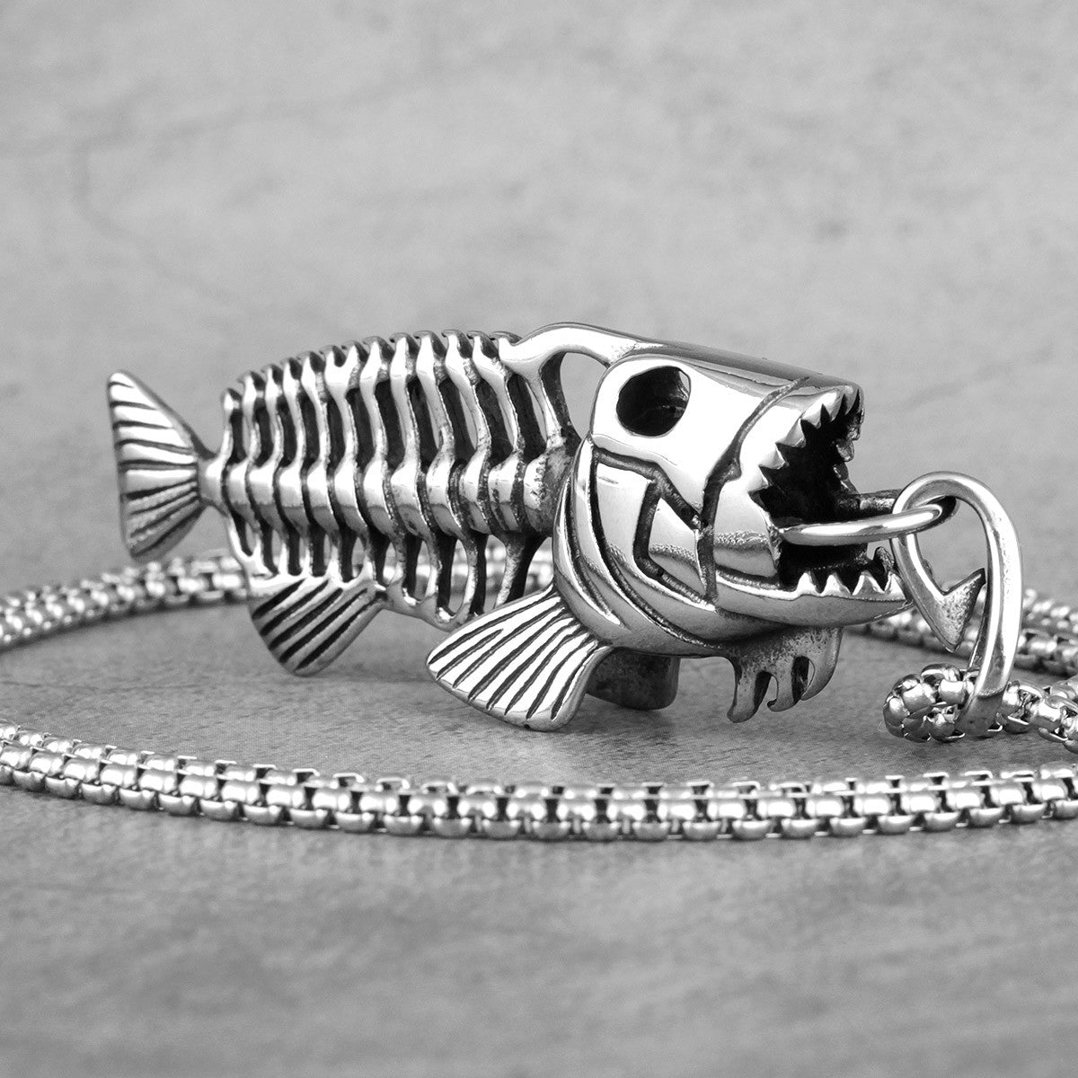 The Piranha | Stainless Steel Striking Viper Snake Street Wear Hip Hop Pendant Chain