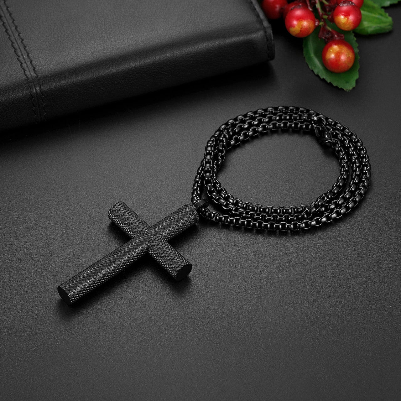 Men's No Fade Stainless Steel Cylinder Cross Pendant Chain Necklace