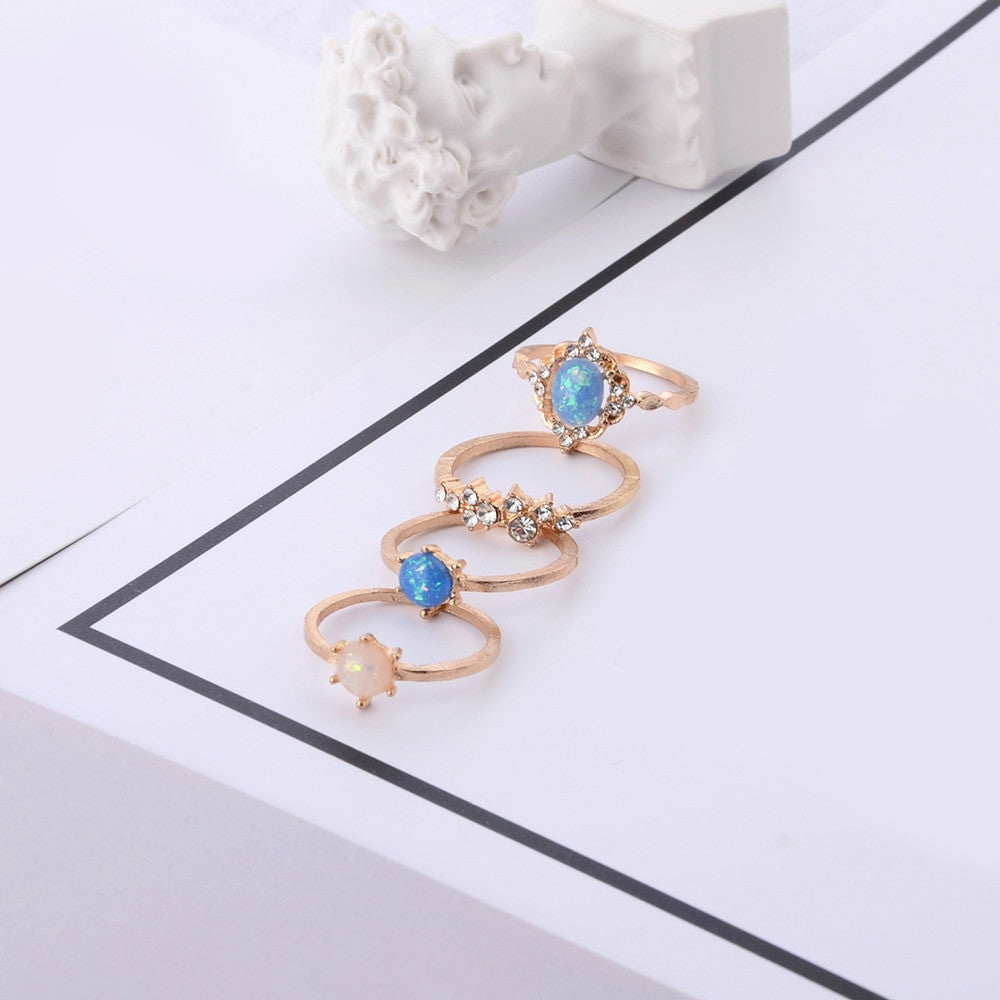 Women's 4 Piece Simple Crystal Leaves Golden Finger Ring Set