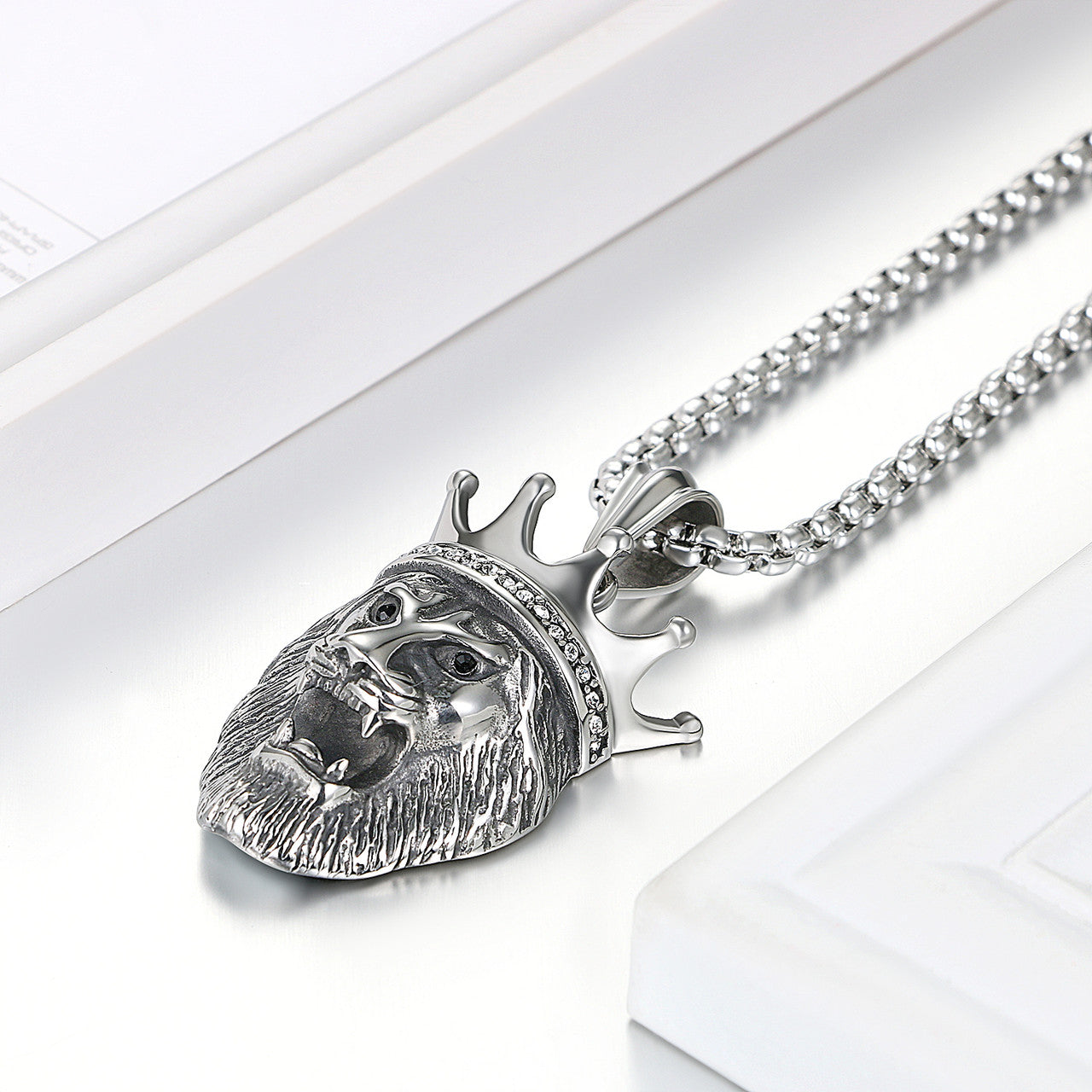 Mens Good Luck Power Wisdom Courage Elephant Crown Lion Chain Pendants