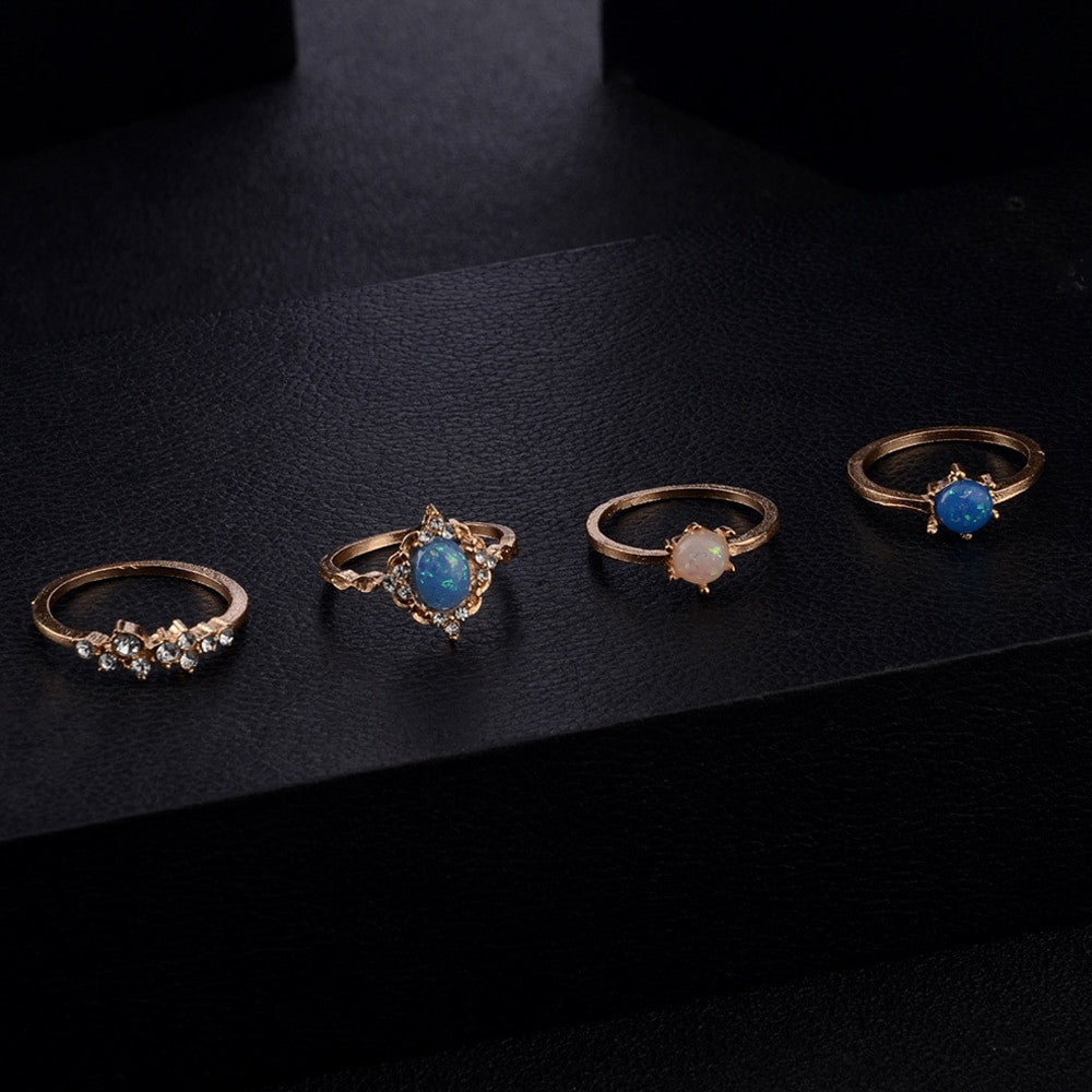 Women's 4 Piece Simple Crystal Leaves Golden Finger Ring Set