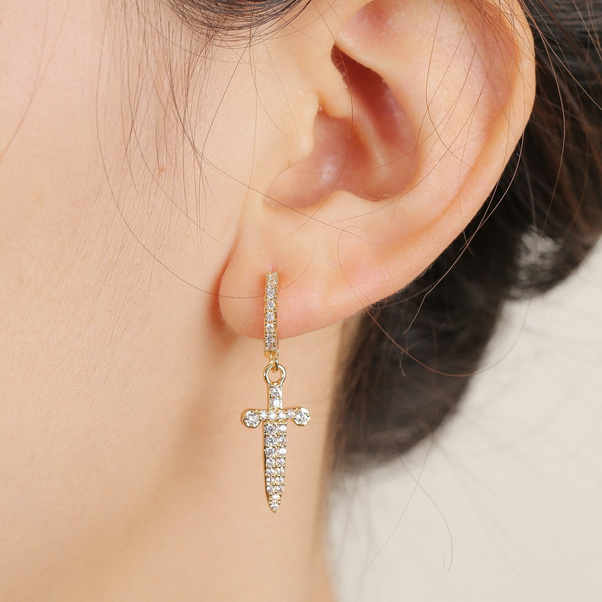 Retro Huggie Dagger | VVS Diamond CZ Hoop Bling 4 Prong Set Stone Dangle Earrings