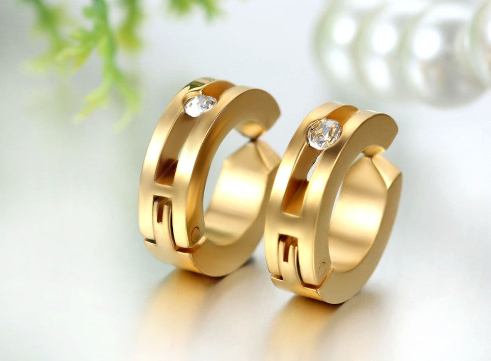 No Tarnish Stainless Steel No Piercing Clamp Huggie Hoop Bling Earrings