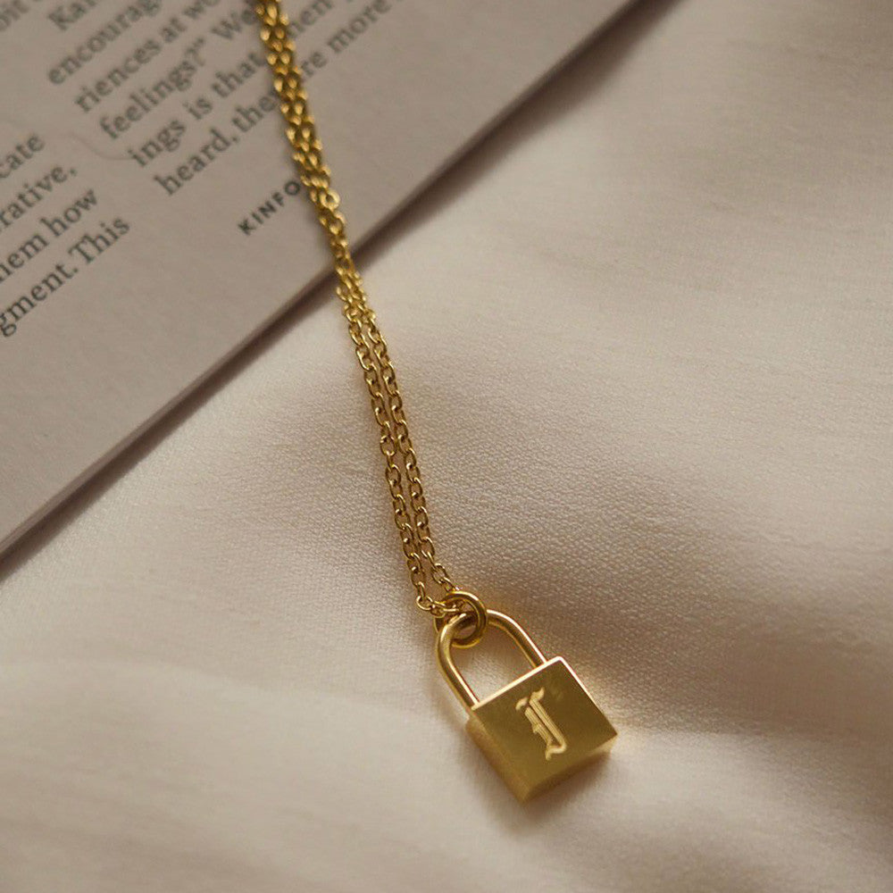 Ladies 18k Gold Stainless Steel O-Chain Old English Personalized Lock Necklace
