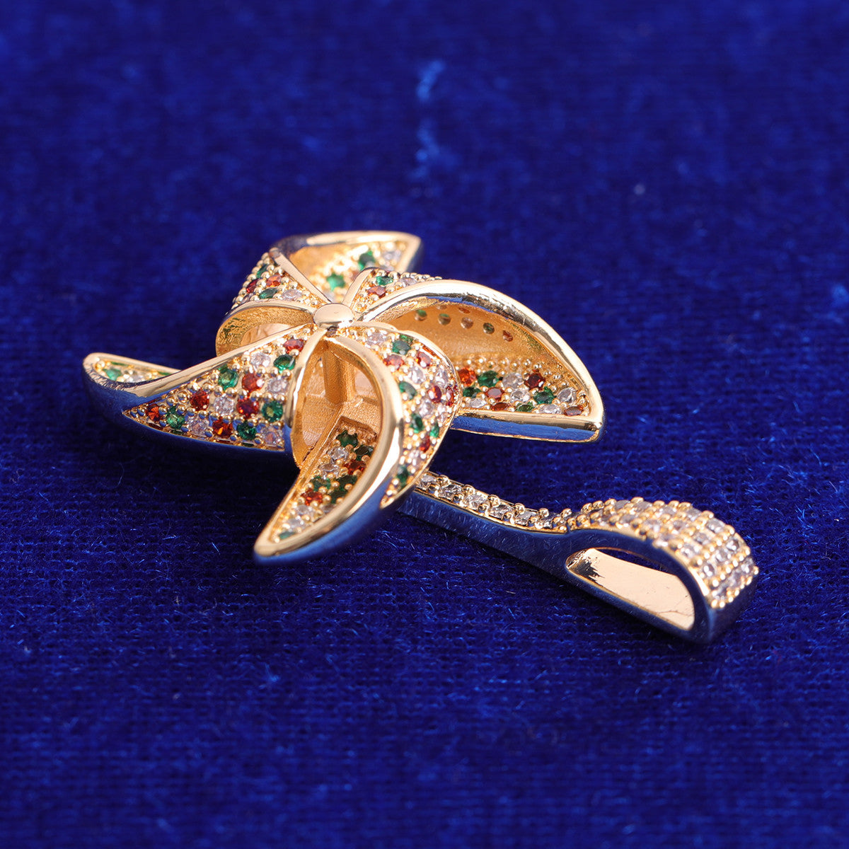 The Pinwheel | Spinning Prong Set VVS Diamond CZ Iced Hip Hop Pendant