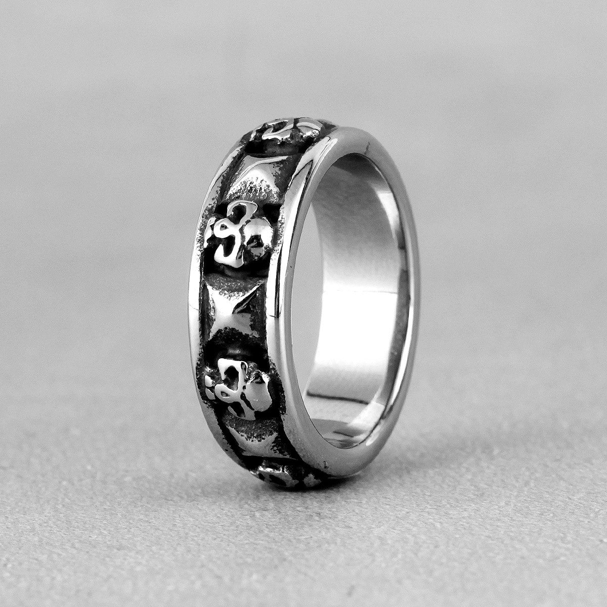 Ancient Skulls | 316L Solid Stainless Steel Simple Gothic Skull Biker Rings