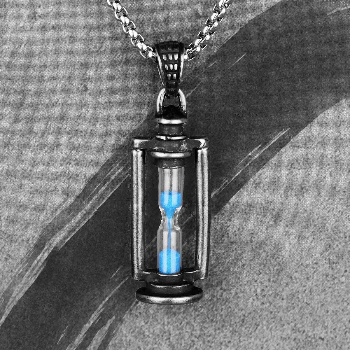 Retro No Fade Stainless Steel Time Hourglass Pendant Chain Necklace