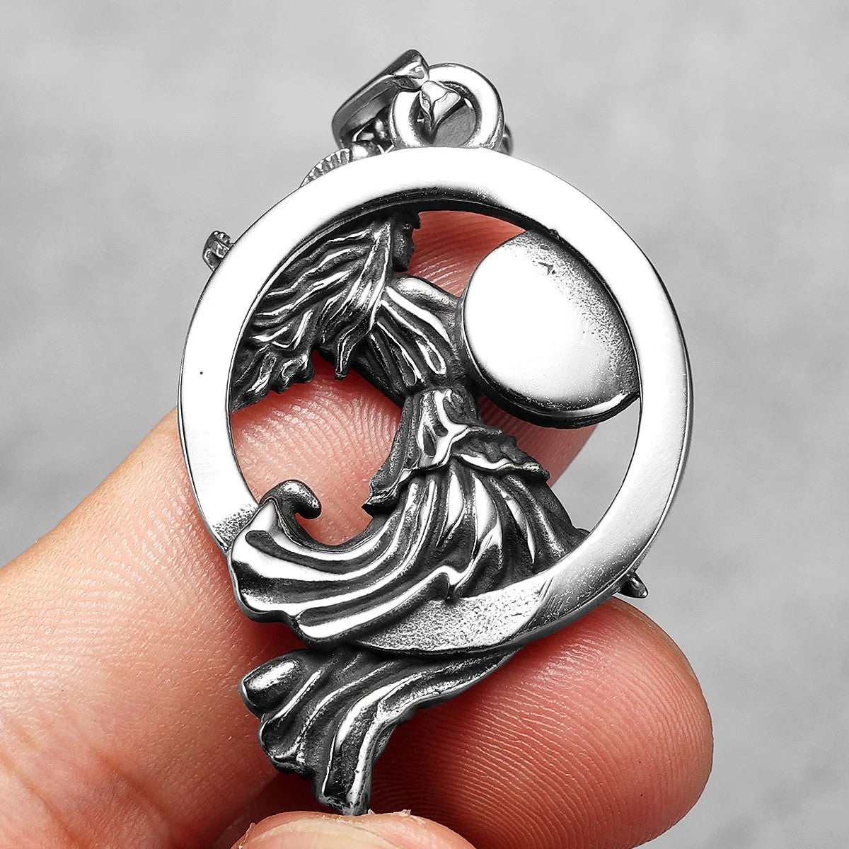The Warrior | Men's No Fade Solid Stainless Steel Spartan Warrior Pendant