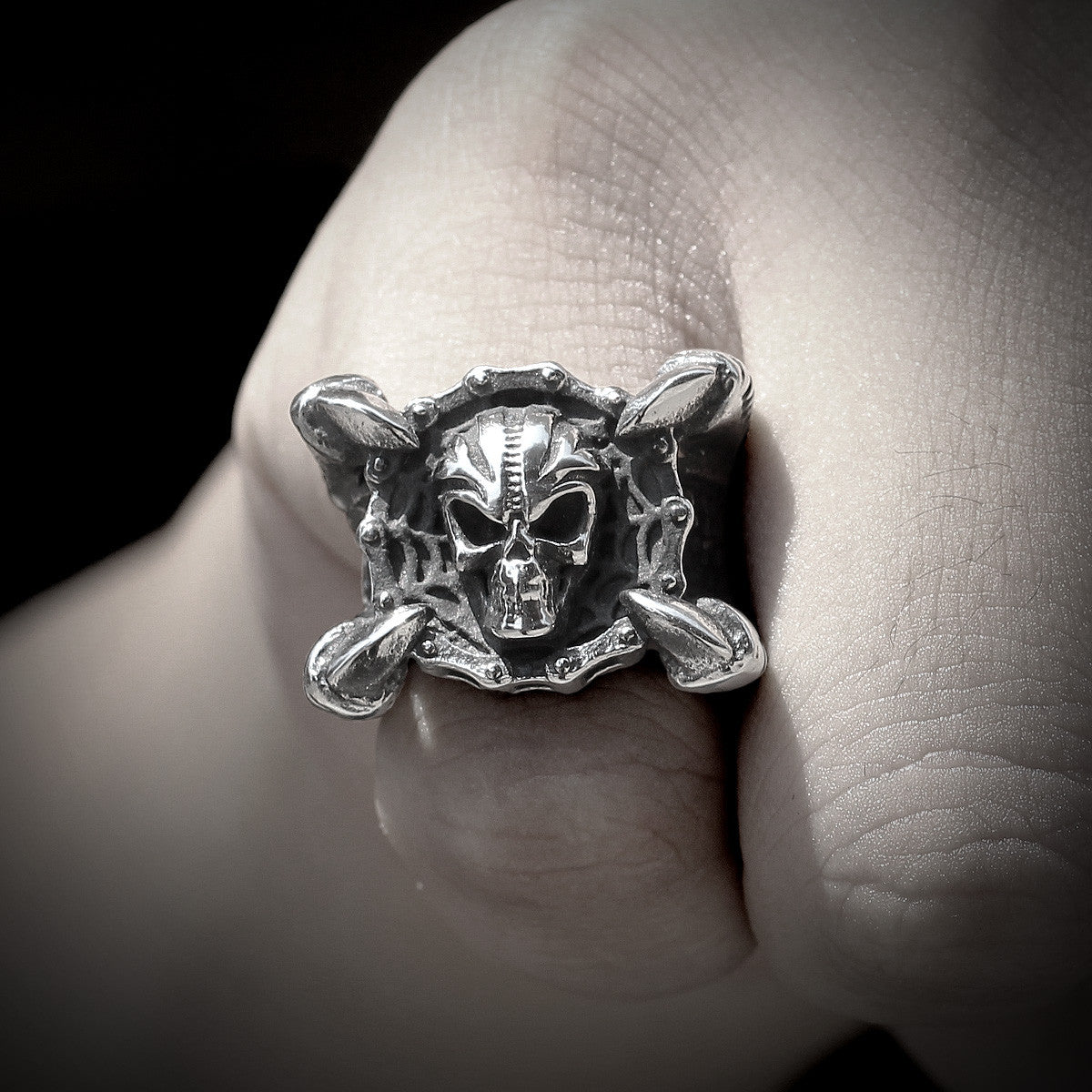 Hell's Engine | No Fade Stainless Steel Skull Dragon Claw Street Style Men's Rings