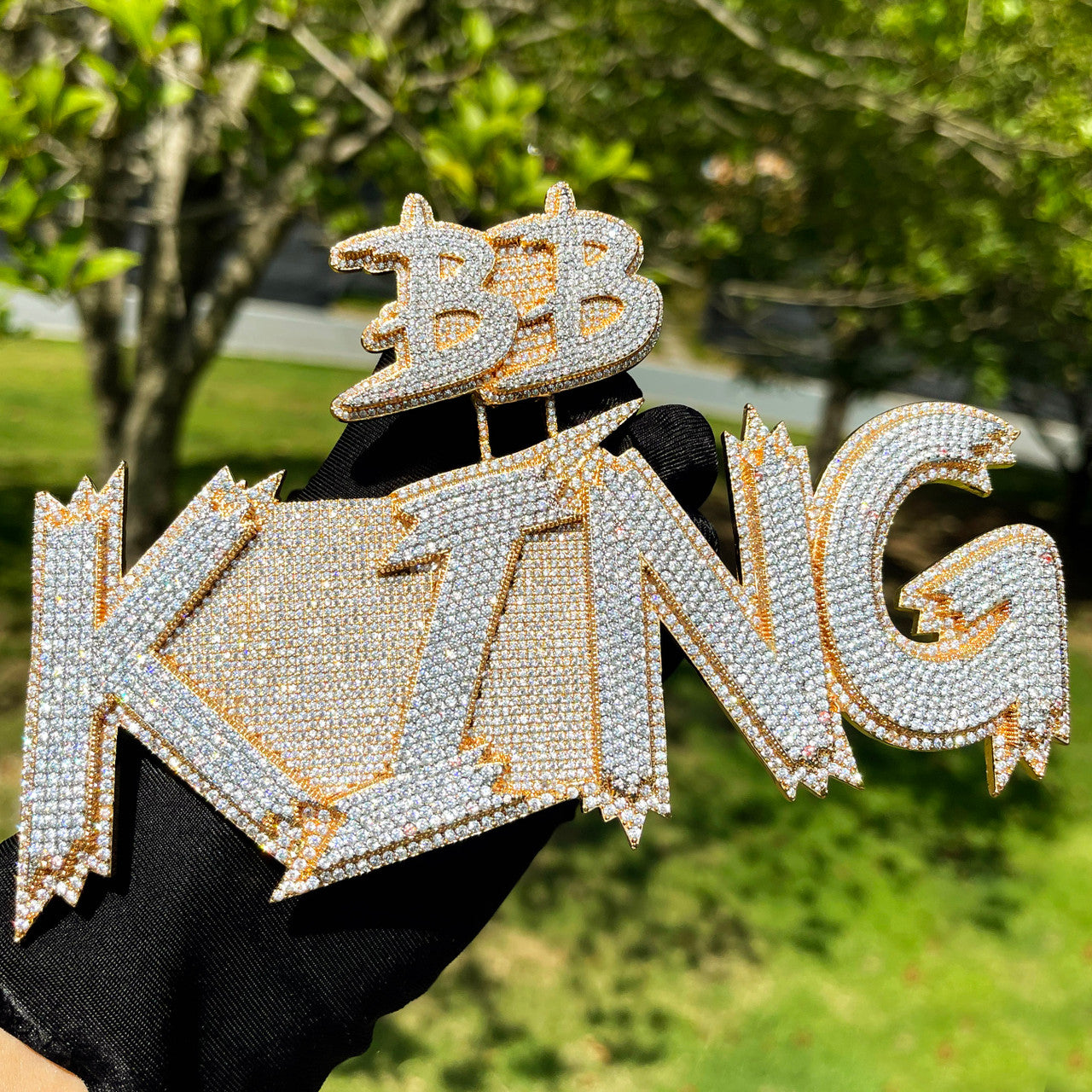 Fast Money | Iced Graffiti Letters Hip Hop Custom Made Nameplate Hip Hop Pendant