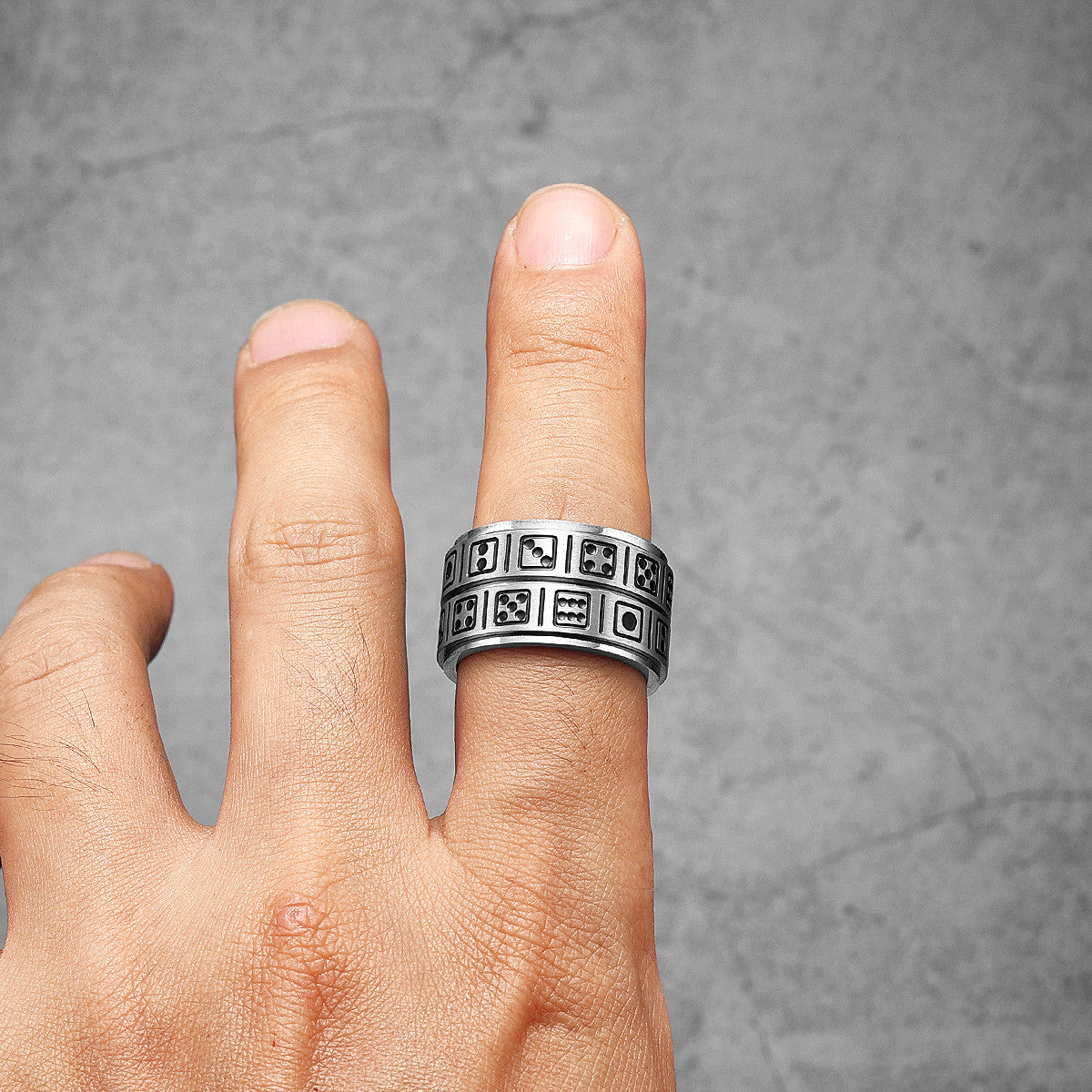 Dice Sieve | 316L No Fade Solid Stainless Steel Lucky Amulet Rotating Dice Ring