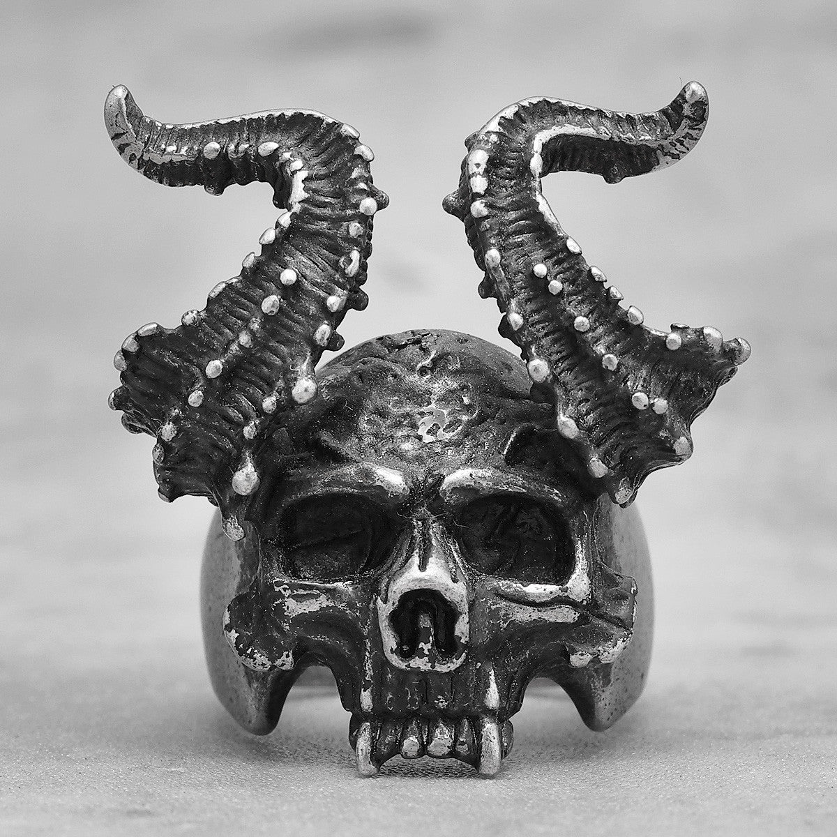 Vintage Black Maleficent 316L Stainless Steel Evil Skull Horn Men's Ring
