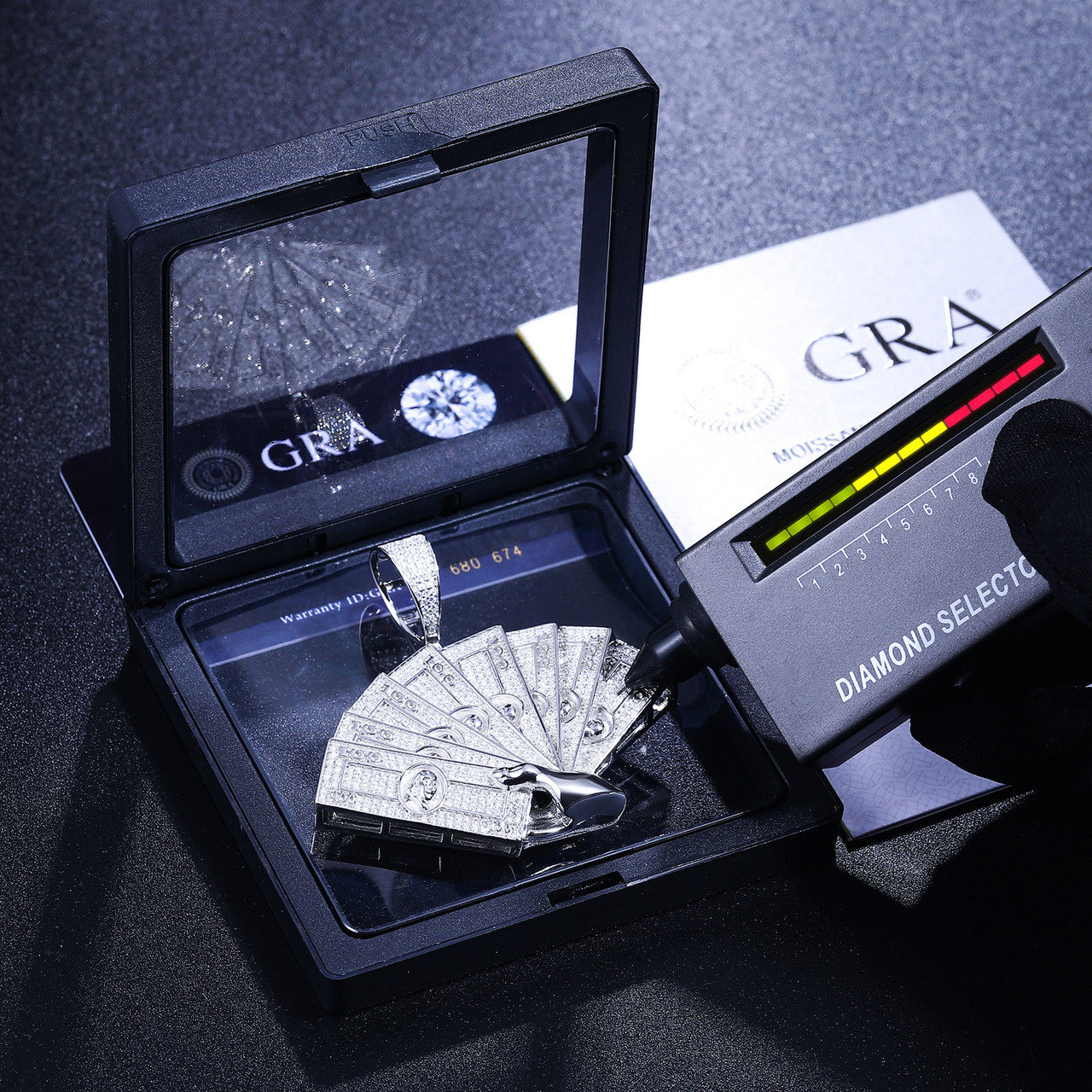 Big Money Grip | Sterling Silver VVS Diamond Holding 100's Hip Hop Pendant