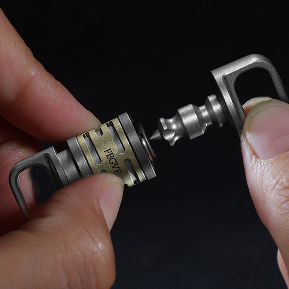The Quickdraw | No Fade Titanium Luxury Car Key Ring Holder Key Chain