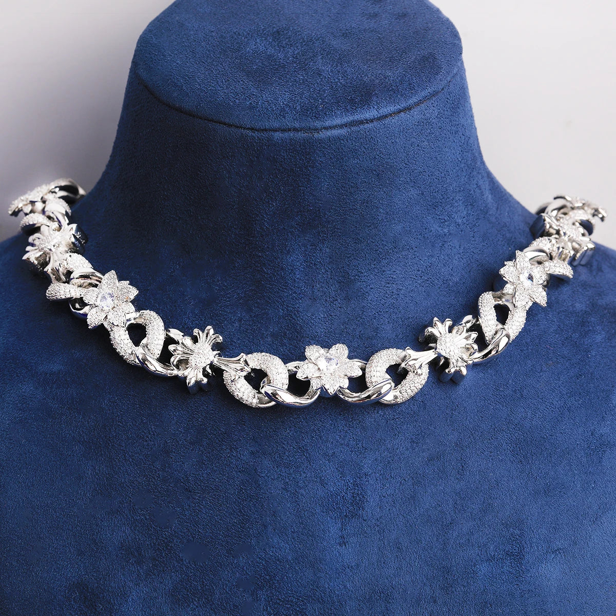 Fleur De Lis Cross | VVS Diamond CZ Flower Cross Hip Hop Cuban Link Chain