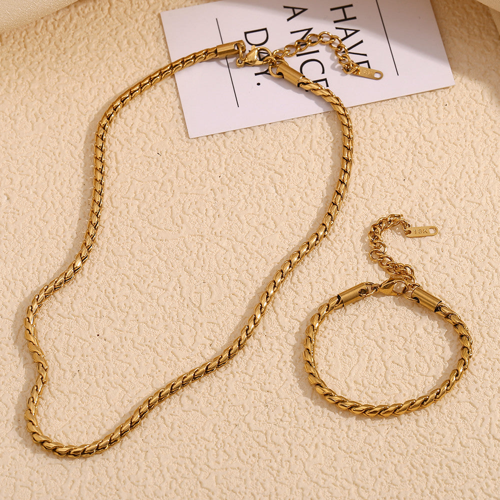 Ladies Thick 18k Gold Waterproof Stainless Steel S-Chain Link Bracelet