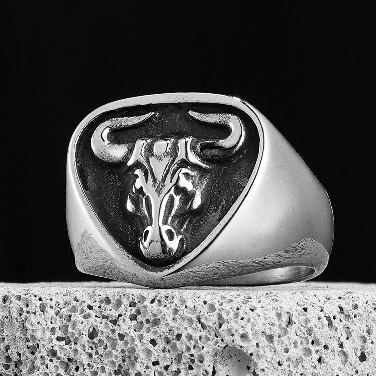 The Bull | Dominant Man 316L No Fade Stainless Steel Bull Street Wear Ring