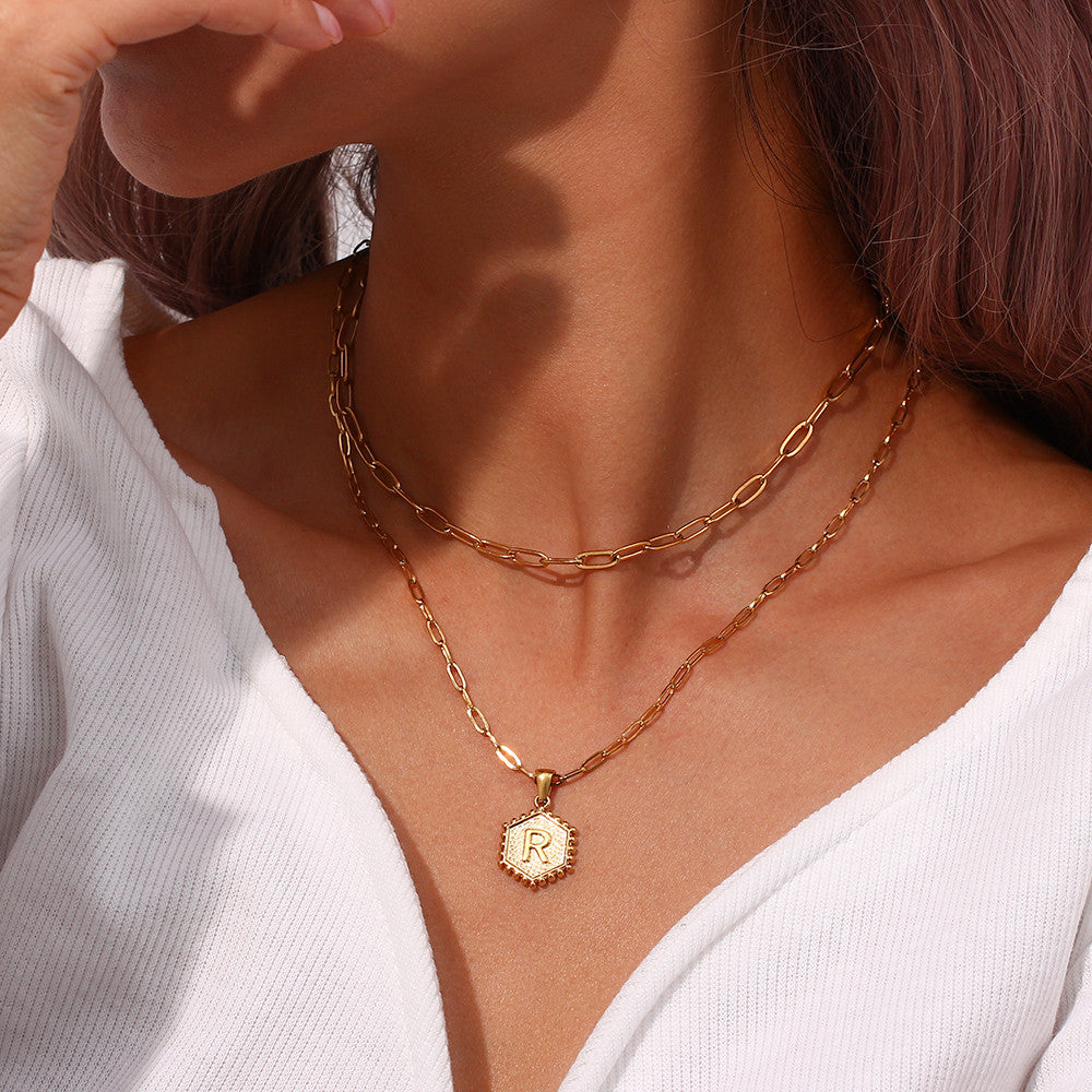 Ladies 18k Gold Hexagonal Shape A-Z Alphabet Letters Hip Hop Chain Pendant Necklaces