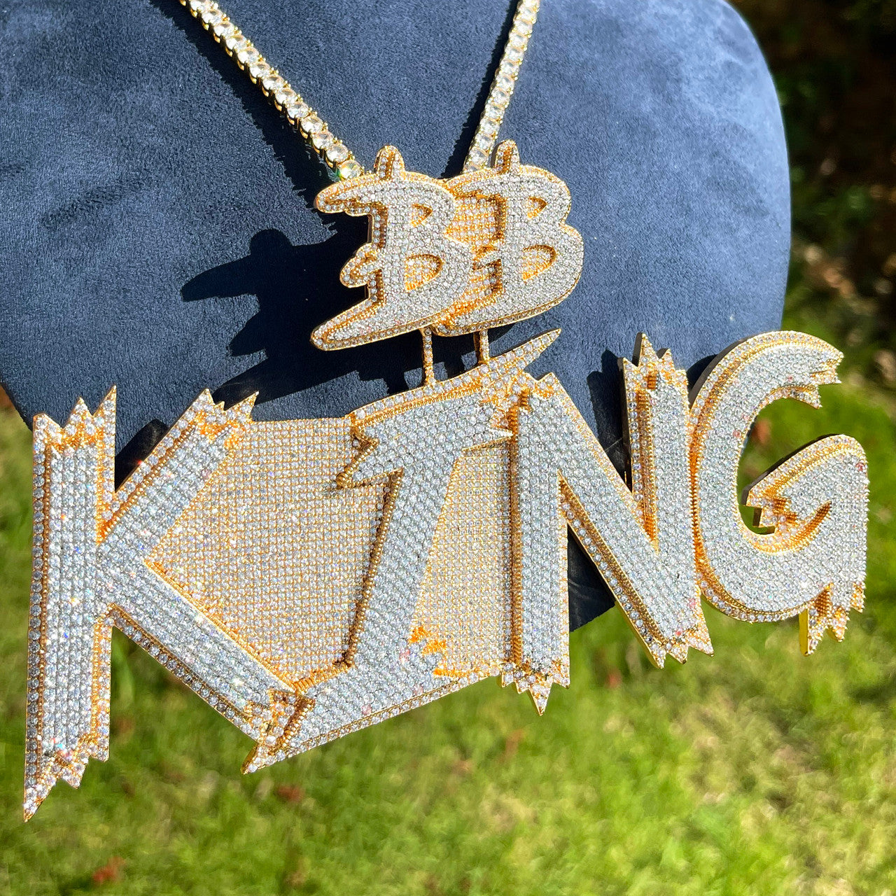 Fast Money | Iced Graffiti Letters Hip Hop Custom Made Nameplate Hip Hop Pendant
