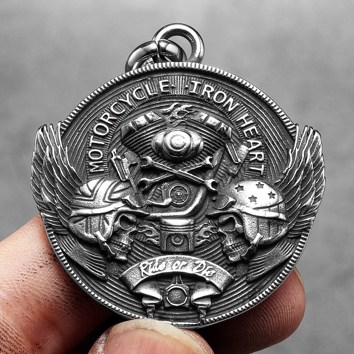Ride Or Die | Vintage Look Motorcycle Iron Heart Skull Rider Stainless Steel Men Pendant