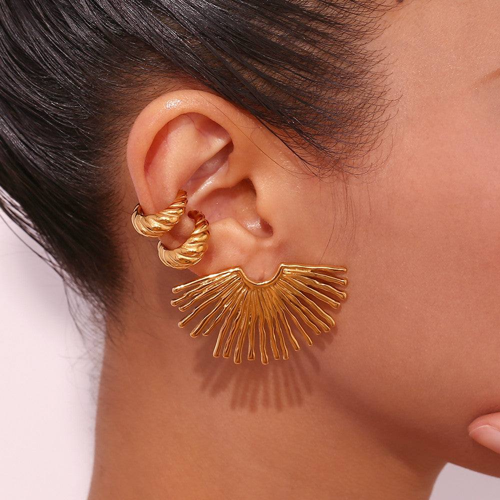 18k Gold O-shaped Street Wear Exaggerated Croissant Mini Hollow Stainless Steel Earrings