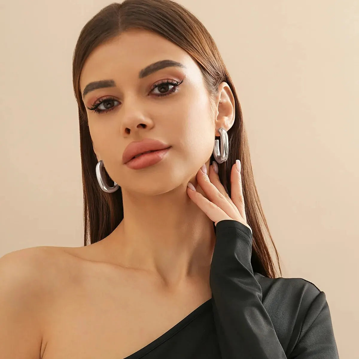 Links In The Chain Gold Silver Hoop High Fashion Earrings