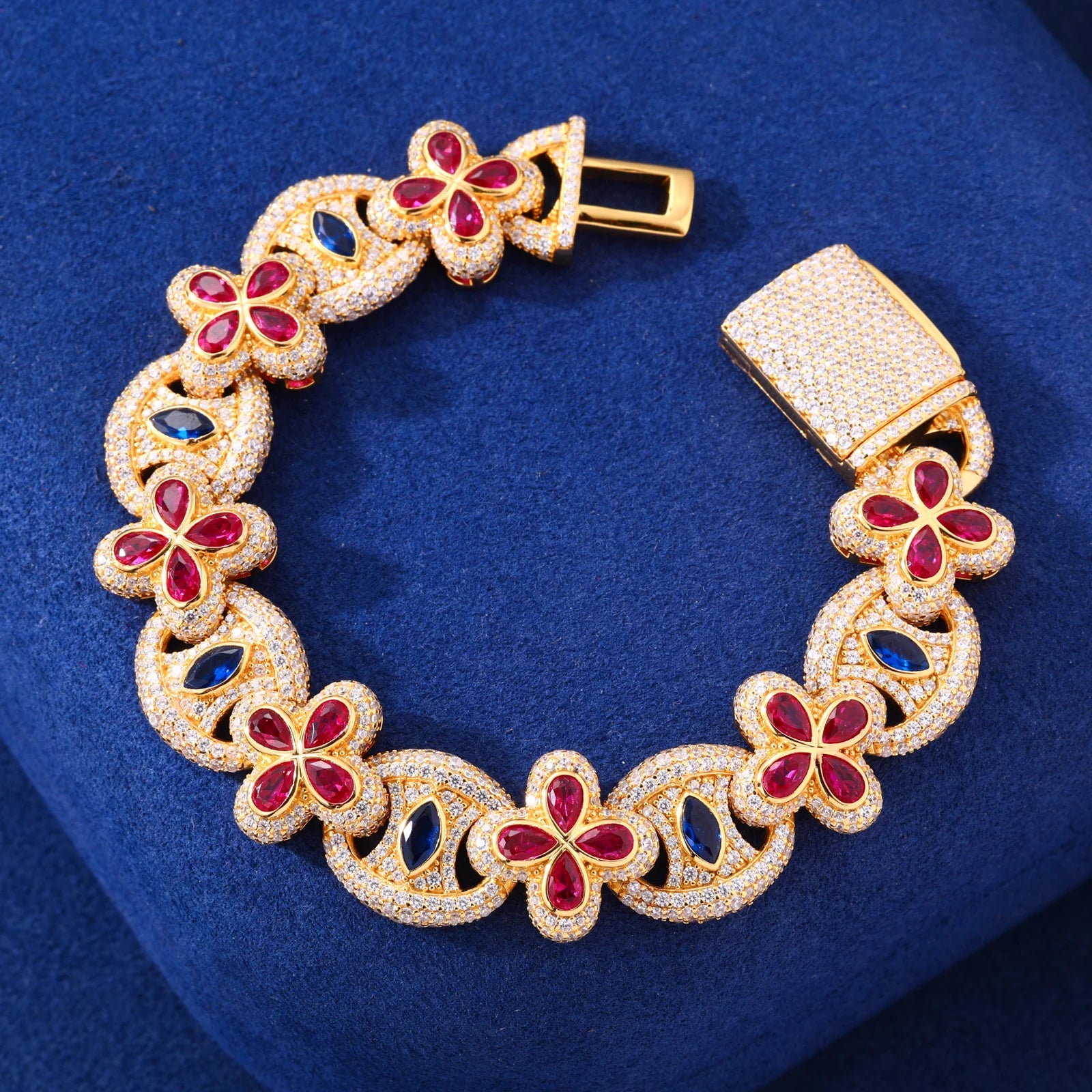 Good Triumphs Evil | Moissanite Diamond 925 Silver Iced Blinged Out Clover Link Bracelet