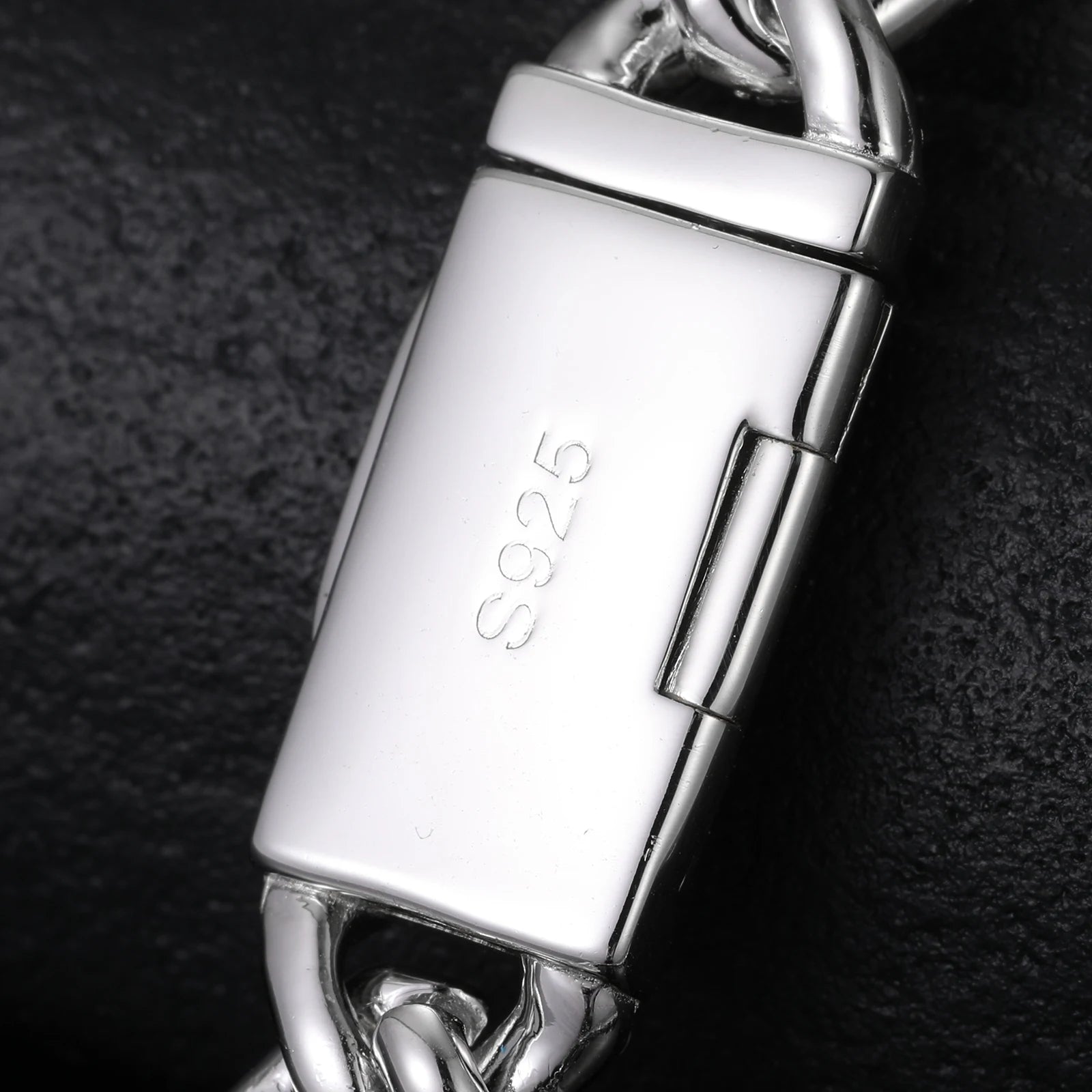 VVS Cuban Heart | Solid Silver Moissanite Diamond Cuban Link Heart Chain Necklace