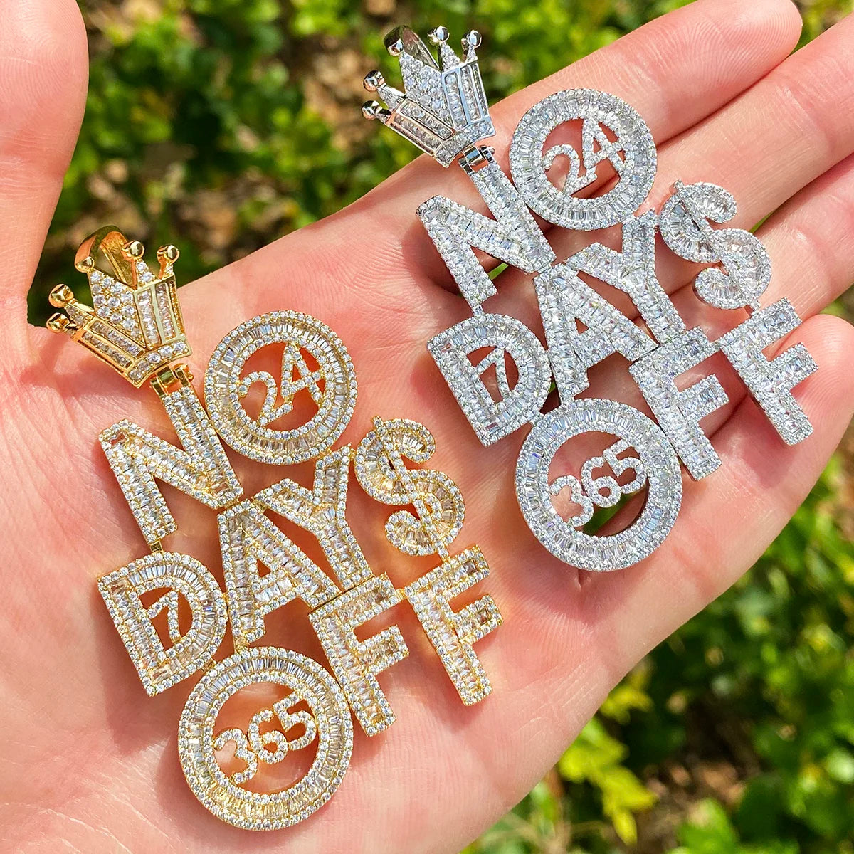 Hustlers Motto | VVS Diamond CZ Hip Hop No Days Of Iced Blinged Out Pendant