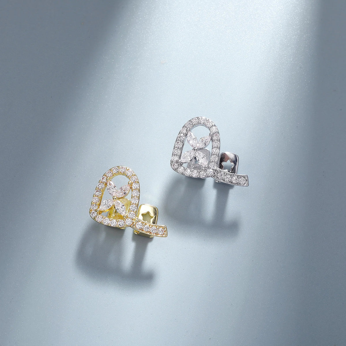 The Flower | Double Four-leaf Flower Iced Blinged Out Hollow Horizontal Bar Tooth Grillz