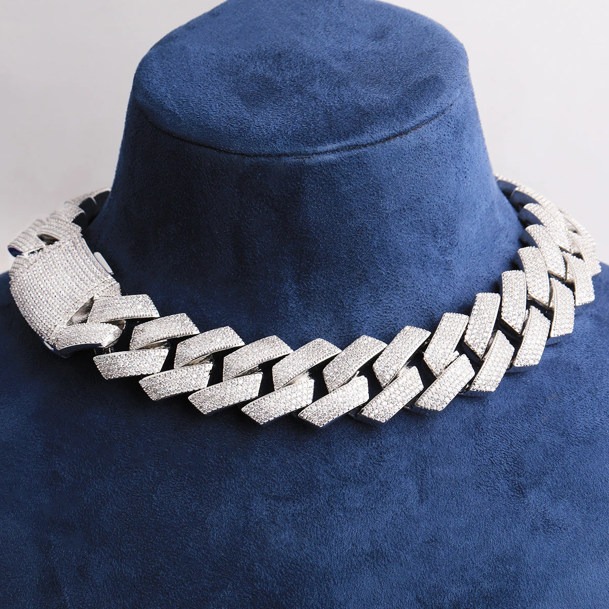 The Four Row | 20mm VVS Diamond CZ 5AA+ 4 Row Miami Cuban Link Chain Necklace