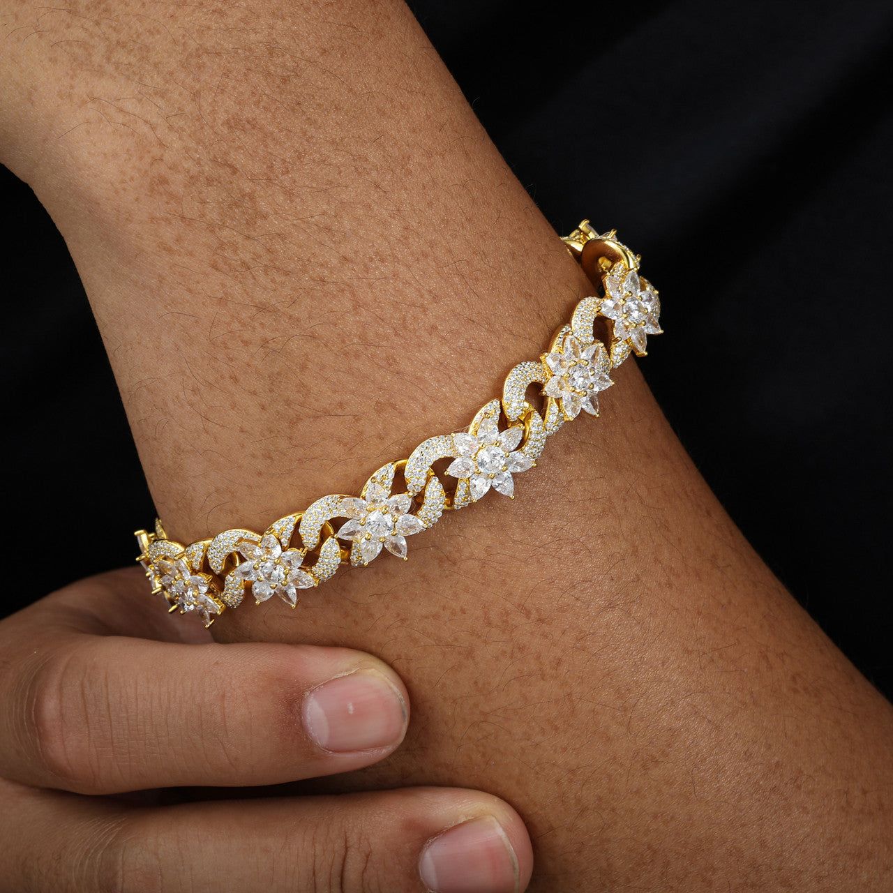 Cuban Flower | Solid Sterling Silver Infinity Cuban Link Moissanite Diamond Bracelet