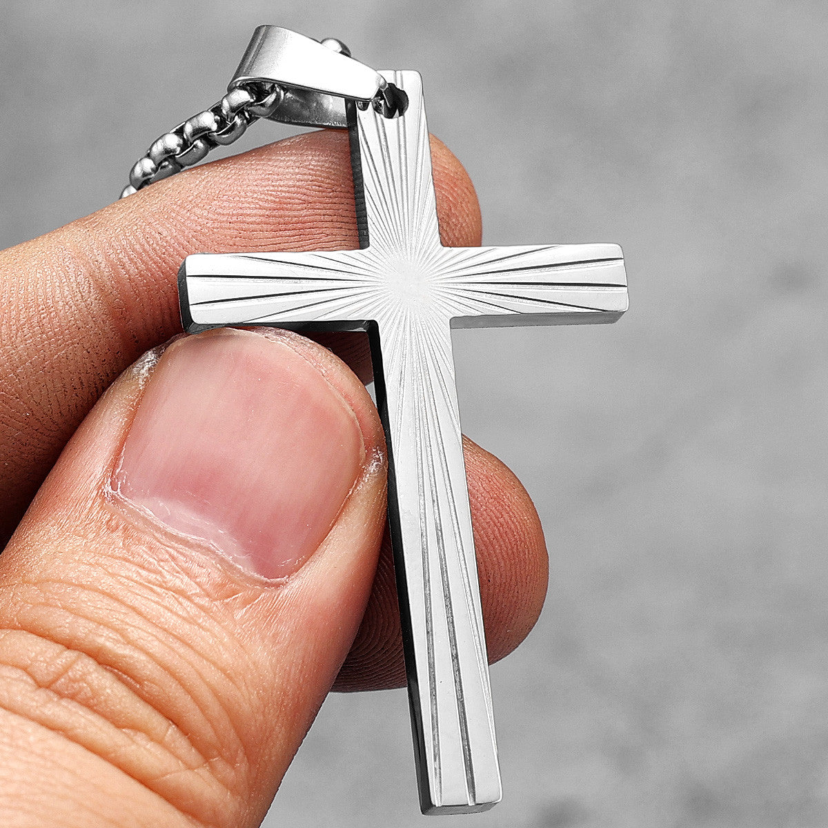 Focus Cross | Solid No Fade Stainless Steel Shining Light Cross Pendant