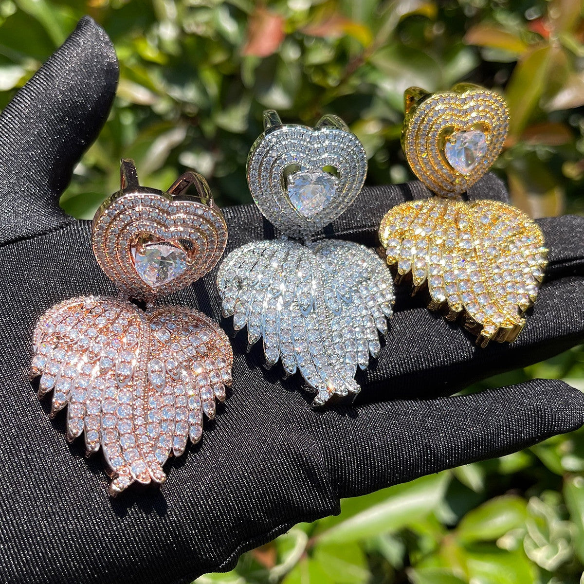 Ladies Center Stone Closed Angel Wings Heart Shape Pendant Necklace