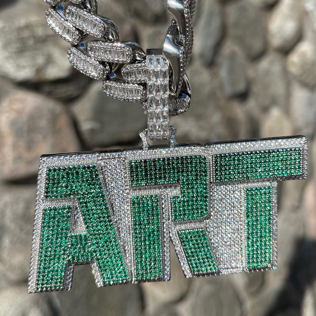 Men's 925 Sterling Silver Iced Out Hip Hop Pendant – Green Simulated Emerald & CZ (Gold/Silver Plated, GRA Certified)