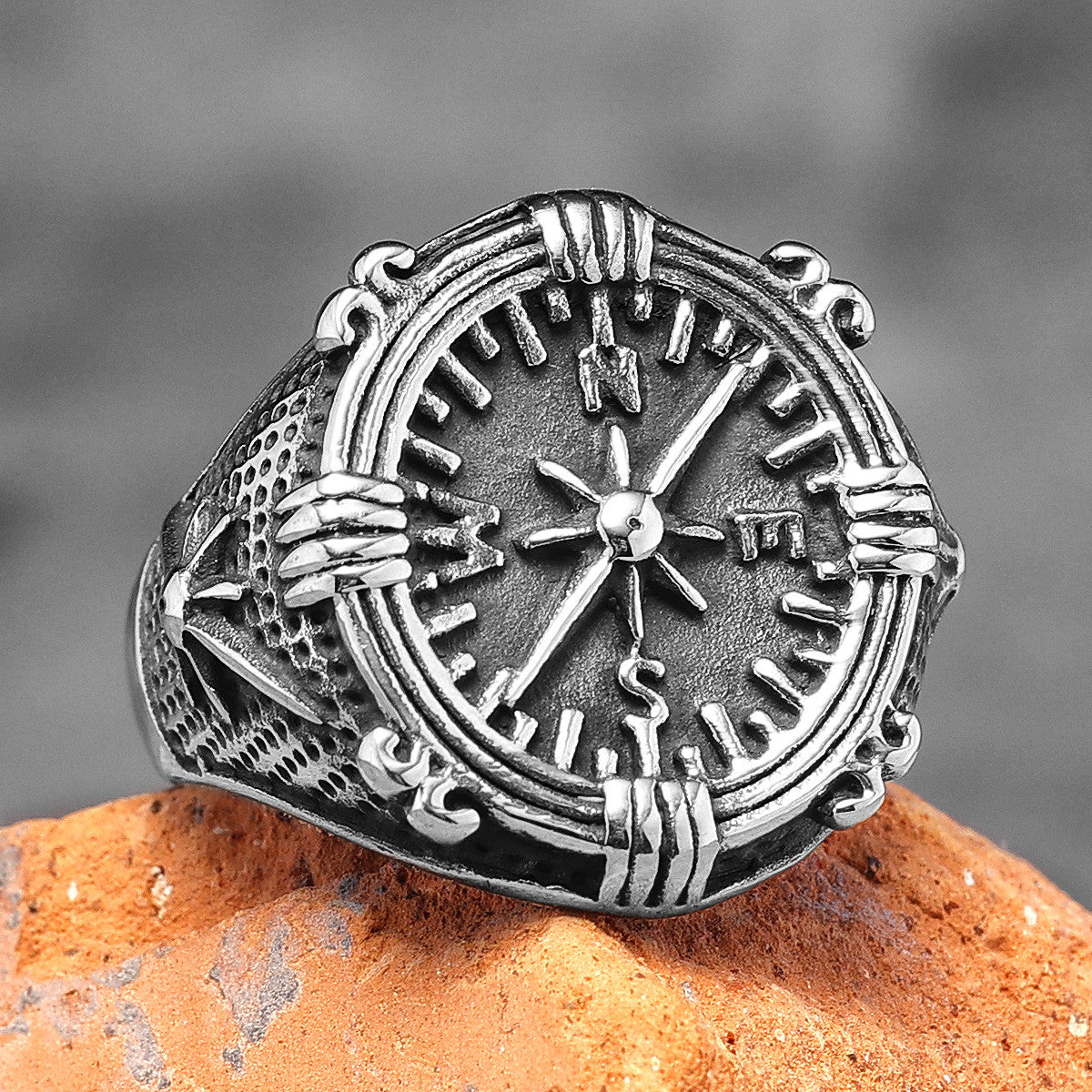 Mens 316L Stainless Steel Dominant Leader Compass Street Wear Rings