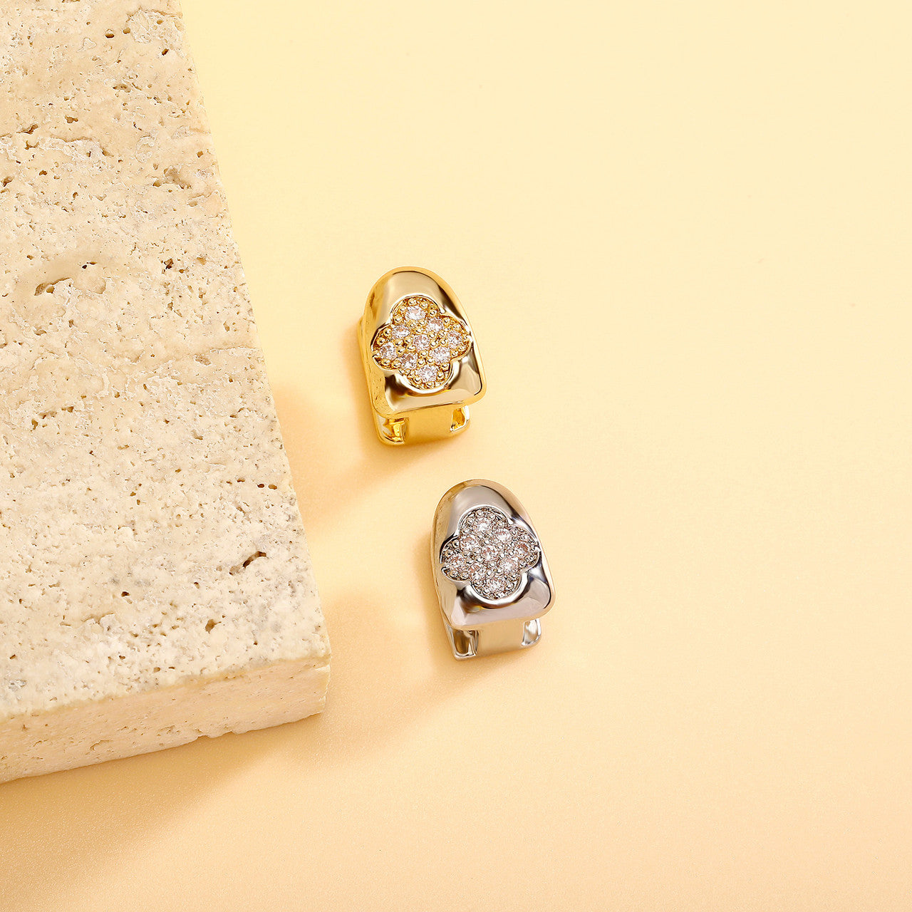 Iced HoneyComb | VVS Diamond CZ Stone 4 Prong Set Mouth Teeth Tooth Hip Hop Grillz