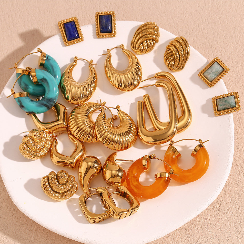 Lakers 18k Gold Stainless Steel Heart Rectangular Hollow Heart Earrings