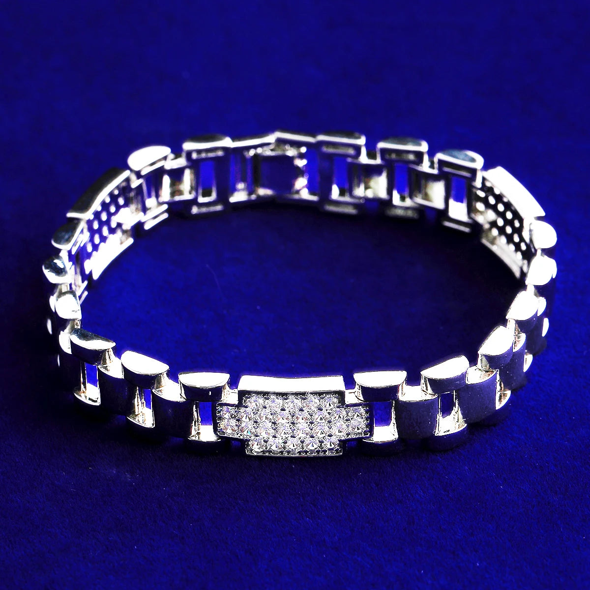 Buckle Ice | VVS Diamond CZ Iced Blinged Out Hip Hop Belt Buckle Bracelet