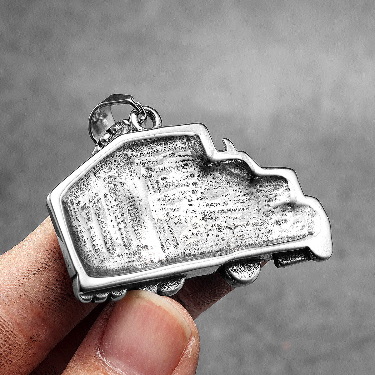 Trucker | 316L No Fade Stainless Steel Truck Driver Street Wear Hip Hop Pendant